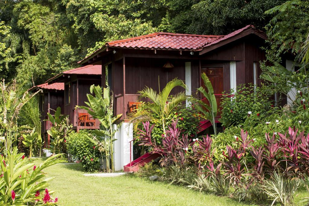 Manuel Antonio Hostel Resort Zewnętrze zdjęcie