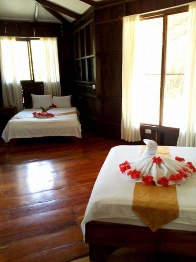 Manuel Antonio Hostel Resort Zewnętrze zdjęcie